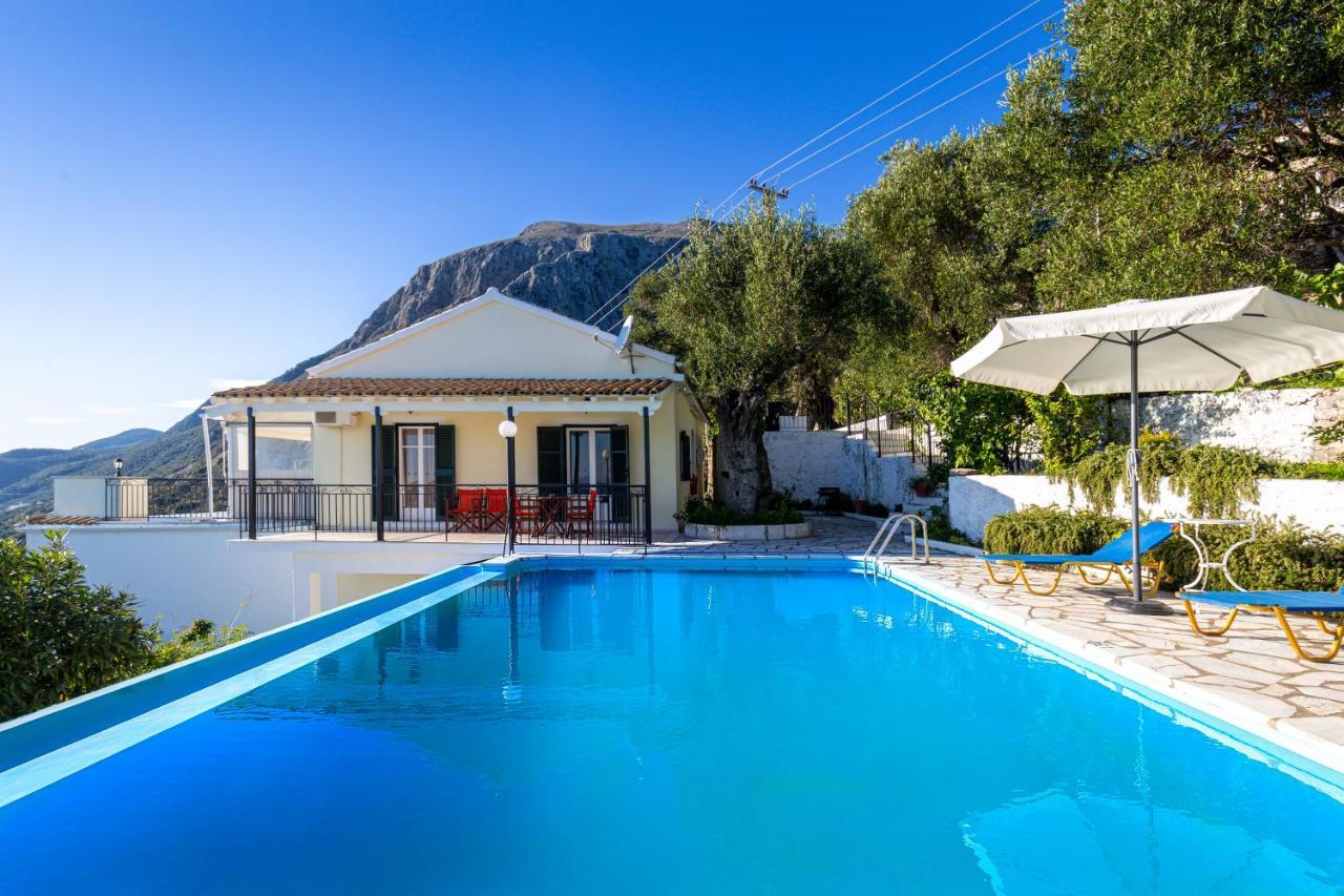 Georgina Villa Nisaki (Corfu)