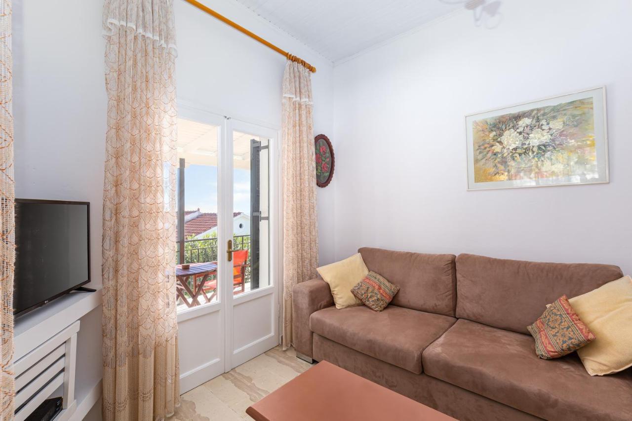 Georgina Villa Nisaki (Corfu)